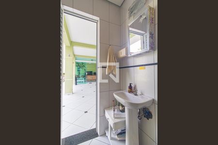 Casa para alugar com 234m², 3 quartos e 5 vagasBanheiro Area Externa