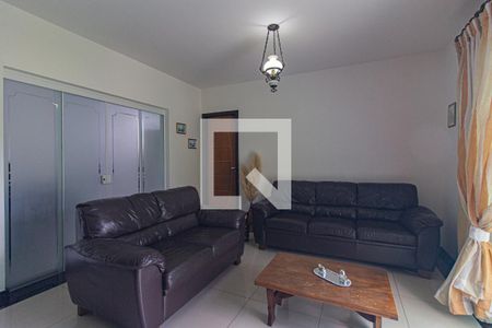 Sala de casa para alugar com 3 quartos, 234m² em Ahú, Curitiba