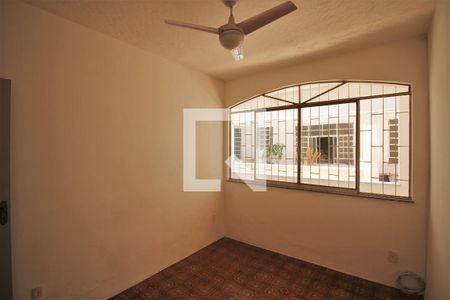 Quarto 1 de casa para alugar com 2 quartos, 94m² em São Miguel, São Gonçalo