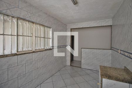 Casa para alugar com 94m², 2 quartos e sem vagaCozinha