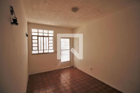 Sala de casa para alugar com 2 quartos, 94m² em São Miguel, São Gonçalo