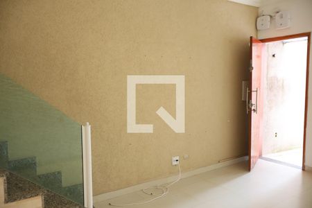 Casa à venda com 1 quarto, 120m² em Vila Ivone, São Paulo