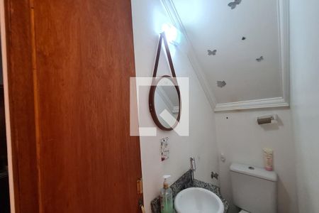 Casa para alugar com 120m², 2 quartos e 2 vagasLavabo 