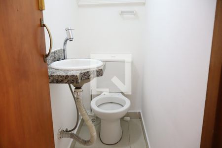 Lavabo de casa à venda com 1 quarto, 120m² em Vila Ivone, São Paulo