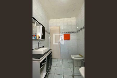Casa à venda com 180m², 4 quartos e 3 vagasBanheiro