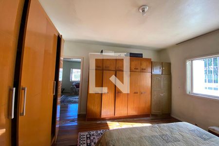 Casa à venda com 180m², 4 quartos e 3 vagasQuarto 2
