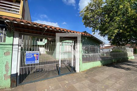 Casa à venda com 180m², 4 quartos e 3 vagasFachada