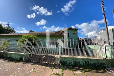 Casa à venda com 180m², 4 quartos e 3 vagasFachada