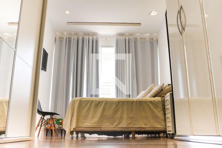 Apartamento para alugar com 300m², 3 quartos e 2 vagas Apartamento para alugar com 300m², 3 quartos e 2 vagasSuíte 1