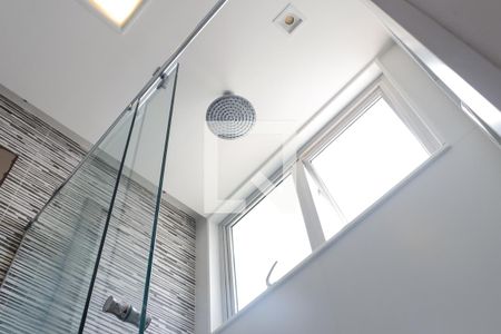 Apartamento para alugar com 300m², 3 quartos e 2 vagas Apartamento para alugar com 300m², 3 quartos e 2 vagasBanheiro da Suíte 3