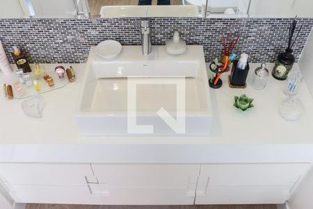 Apartamento para alugar com 300m², 3 quartos e 2 vagas Apartamento para alugar com 300m², 3 quartos e 2 vagasBanheiro da Suíte 1