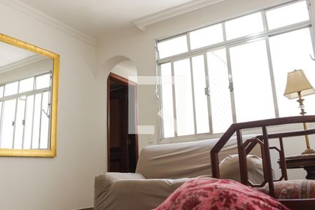 Apartamento para alugar com 300m², 3 quartos e 2 vagas Apartamento para alugar com 300m², 3 quartos e 2 vagasSala de TV