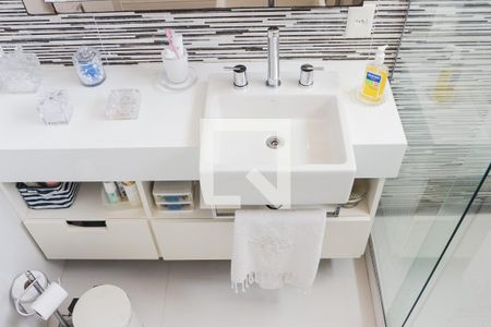 Apartamento para alugar com 300m², 3 quartos e 2 vagas Apartamento para alugar com 300m², 3 quartos e 2 vagasBanheiro da Suíte 3