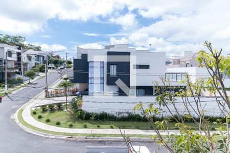 Casa de condomínio para alugar com 423m², 4 quartos e 4 vagas Casa de condomínio para alugar com 423m², 4 quartos e 4 vagasVista do Quarto 4