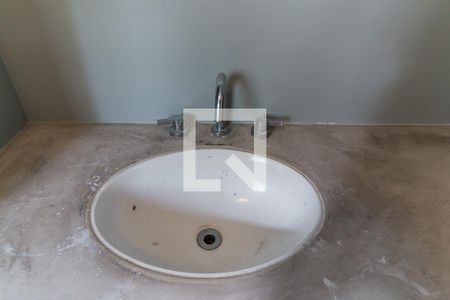 Casa de condomínio para alugar com 423m², 4 quartos e 4 vagas Casa de condomínio para alugar com 423m², 4 quartos e 4 vagasBanheiro