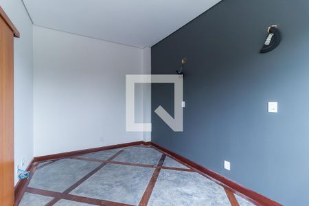 Casa de condomínio para alugar com 423m², 4 quartos e 4 vagas Casa de condomínio para alugar com 423m², 4 quartos e 4 vagasEscritório