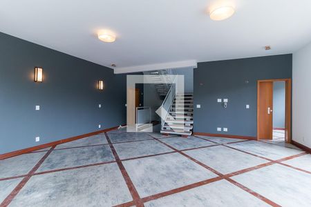 Sala de casa de condomínio para alugar com 4 quartos, 423m² em Mogi Moderno, Mogi das Cruzes