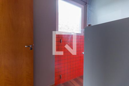 Casa de condomínio para alugar com 423m², 4 quartos e 4 vagas Casa de condomínio para alugar com 423m², 4 quartos e 4 vagasBanheiro da Suíte 2