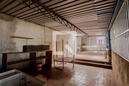 Casa à venda com 200m², 3 quartos e 3 vagasQuintal