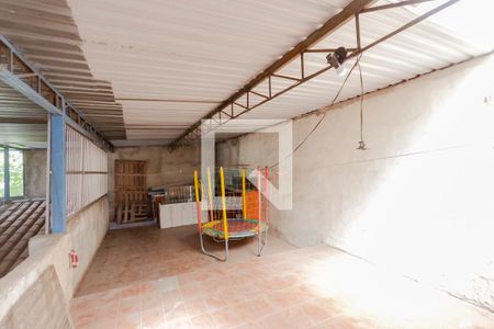 Casa à venda com 200m², 3 quartos e 3 vagasQuintal