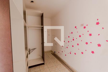 Casa à venda com 200m², 3 quartos e 3 vagasCloset