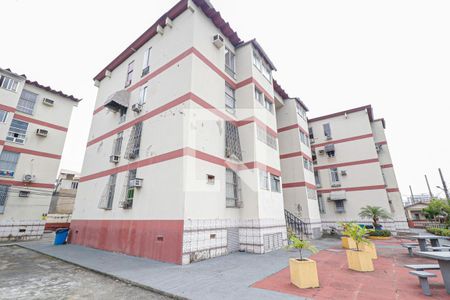Apartamento para alugar com 51m², 2 quartos e 1 vaga Apartamento para alugar com 51m², 2 quartos e 1 vagaFachada