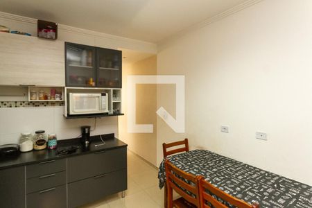 Casa para alugar com 90m², 2 quartos e 2 vagasCozinha
