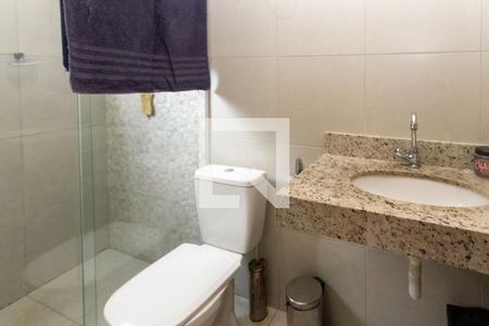 Casa para alugar com 90m², 2 quartos e 2 vagasBanheiro da Suíte