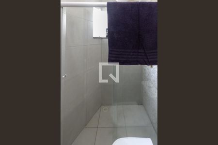 Casa para alugar com 90m², 2 quartos e 2 vagasBanheiro da Suíte