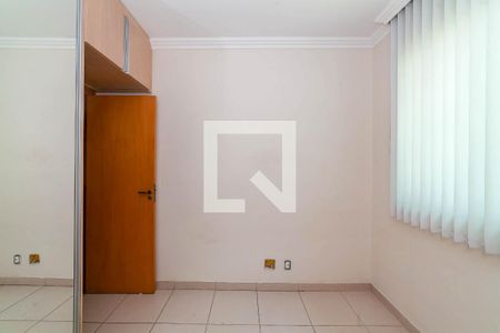 Casa para alugar com 4 quartos, 176m² em Santa Rosa, Belo Horizonte