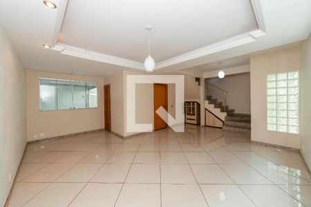Casa para alugar com 4 quartos, 176m² em Santa Rosa, Belo Horizonte