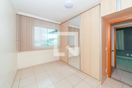 Casa para alugar com 4 quartos, 176m² em Santa Rosa, Belo Horizonte