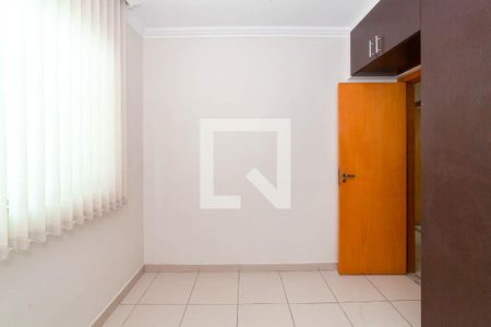 Casa para alugar com 176m², 4 quartos e 2 vagas