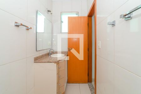 Casa para alugar com 176m², 4 quartos e 2 vagas