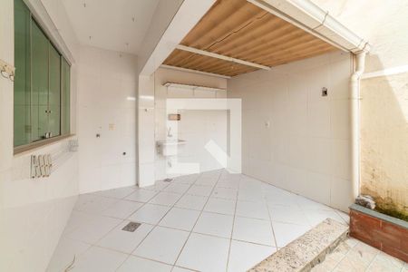 Casa para alugar com 176m², 4 quartos e 2 vagas