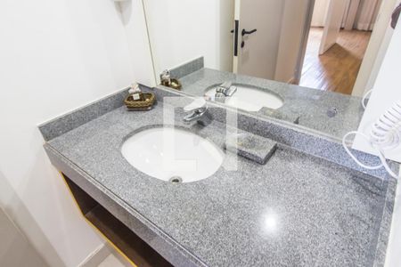 Apartamento para alugar com 40m², 1 quarto e 1 vagaDetalhe do Banheiro da Suite
