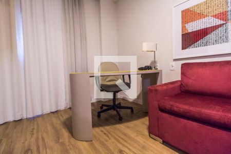 Detalhe Sala de apartamento à venda com 1 quarto, 40m² em Alphaville Industrial, Barueri