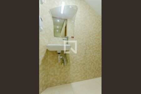 Casa à venda com 429m², 5 quartos e 4 vagas Casa à venda com 429m², 5 quartos e 4 vagasLavabo Salão