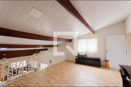 Casa à venda com 429m², 5 quartos e 4 vagas Casa à venda com 429m², 5 quartos e 4 vagasSala Superior