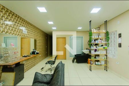 Casa à venda com 429m², 5 quartos e 4 vagas Casa à venda com 429m², 5 quartos e 4 vagasSalão