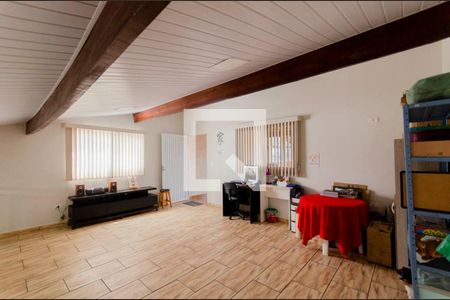 Casa à venda com 429m², 5 quartos e 4 vagas Casa à venda com 429m², 5 quartos e 4 vagasSala Superior