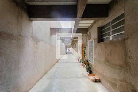 Casa à venda com 429m², 5 quartos e 4 vagas Casa à venda com 429m², 5 quartos e 4 vagasGaragem