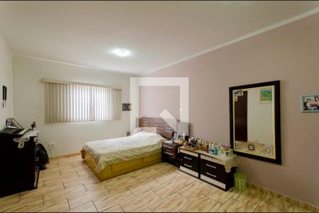 Casa à venda com 429m², 5 quartos e 4 vagas Casa à venda com 429m², 5 quartos e 4 vagasSuíte