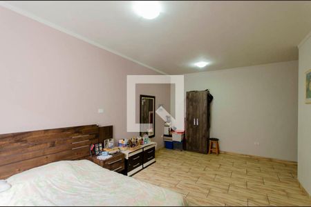 Casa à venda com 429m², 5 quartos e 4 vagas Casa à venda com 429m², 5 quartos e 4 vagasSuíte