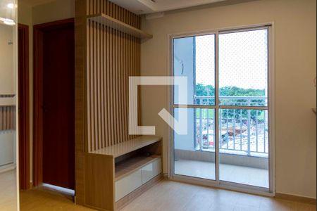 Sala de apartamento para alugar com 2 quartos, 47m² em Ouro Verde, Nova Iguaçu