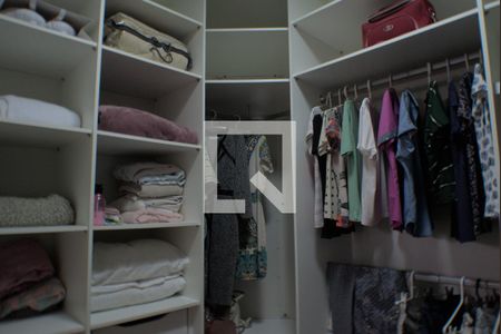 Casa de condomínio para alugar com 420m², 5 quartos e 4 vagasCloset da Suíte master