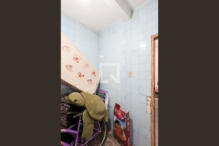 Casa à venda com 140m², 3 quartos e 2 vagas Casa à venda com 140m², 3 quartos e 2 vagasQuarto de serviço