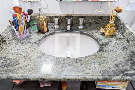 Casa à venda com 140m², 3 quartos e 2 vagas Casa à venda com 140m², 3 quartos e 2 vagasBanheiro