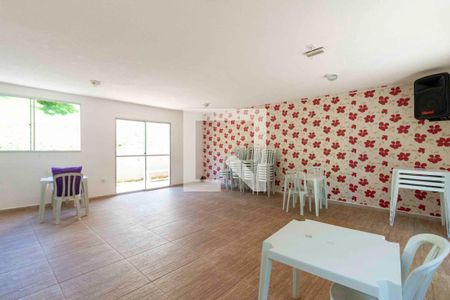 Apartamento para alugar com 39m², 2 quartos e sem vaga Apartamento para alugar com 39m², 2 quartos e sem vagaSalão de Festas