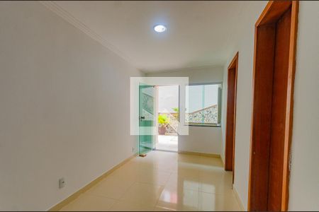 Sala de apartamento para alugar com 2 quartos, 60m² em Macaúbas, Salvador